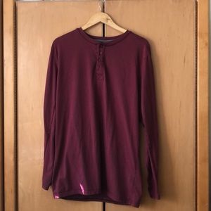 esntls burgundy henley